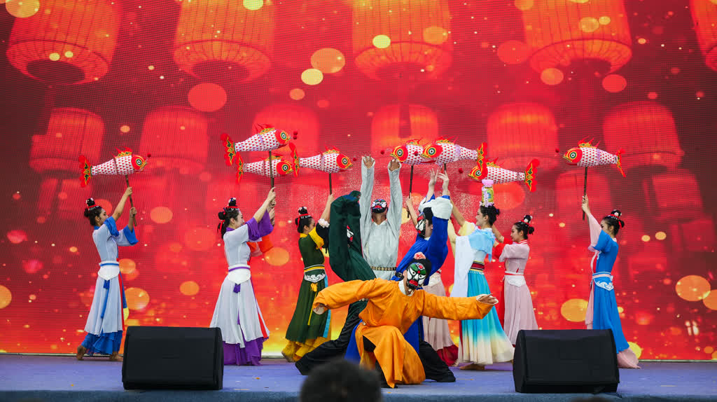 古蔺全县粮油产量预计突破40万吨 稻浪欢歌庆丰收(图4) 古蔺全县粮油产量预计突破40万吨 稻浪欢歌庆丰收(图4)